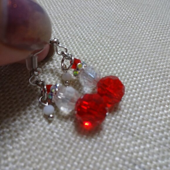Festive CRYSTAL SANTA Handmade Silver Dangle Earrings (1" Drop) #268C - Picture 3 of 3